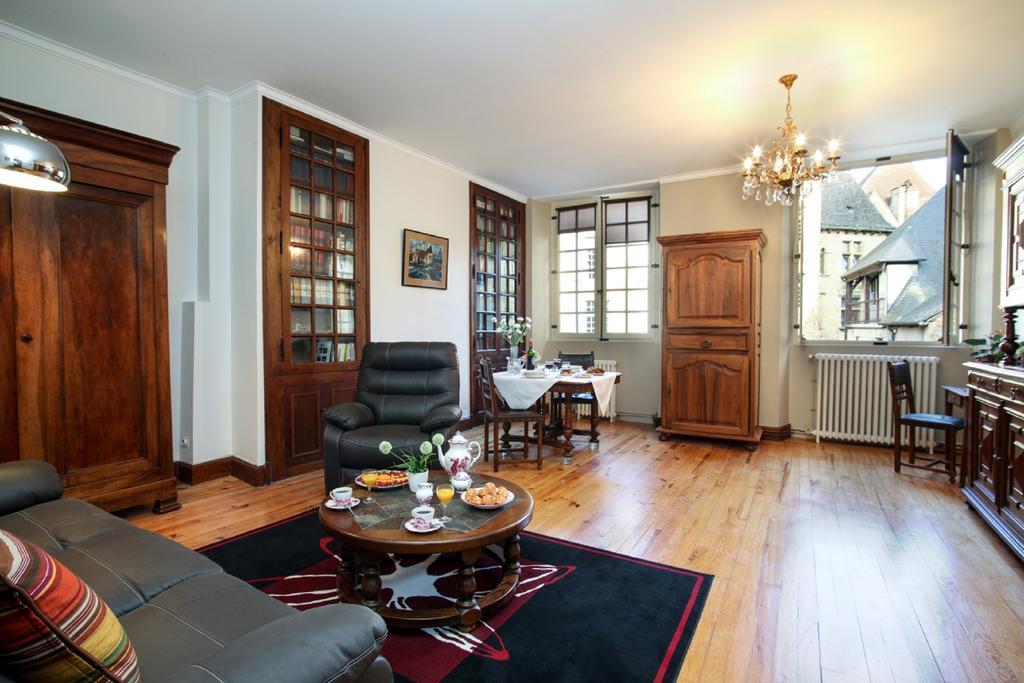 In Sarlat Luxury Rentals, Medieval Center - Maison Fénelon Extérieur photo